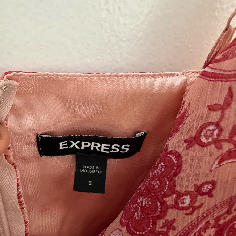 Express Blush Floral Pattern Dress